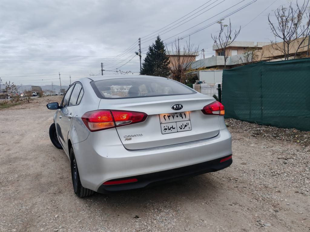 Kia cerato 2017.
سەرتا بەناوی خوای گەورە
کیا سیراتۆ2017 نموونە لە جوانی 
بێ بۆیاخ هیچی نەگۆڕاوە بە شەرت
مەکینە 16
165 هەزار کیلۆمەتر حەقیقی ڕۆشتوە
بۆ زانیاری زیاتر پەیوەندی بکە بە ژمارە تەلەفۆنی *********** السليمانية, العراق
