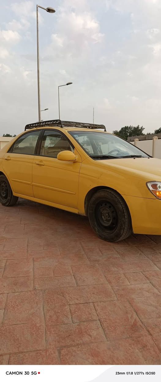 السلام عليكم سبكترا مديل8 كير عادي مكينة2000 بأسمي مصفره من الغرامات صبغ جديد بدون بولش
حدادية جديدة وتخم تاير جديد دوشمه جديدة العنوان بابل/المسيب السعر 68 وبيها مجال للاستفسار الاتصال ع الرقم ***********
