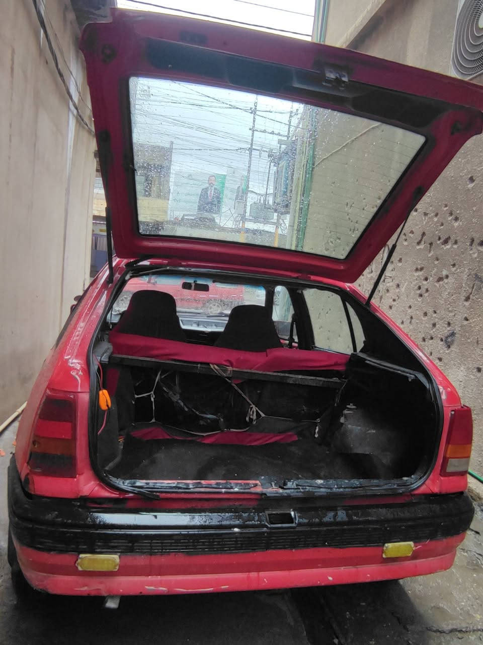 سلام عليكم سياره كاديت جنطه رقم فحص نينوي سنويه بيضه حجم 18ثاني يوم اسويلك وكاله عامه  محرك ذهب غرمات صفر سياره مرسمه كامله سياره كهربايت شغله شاشه كلها شغاله بيع مستعجل سياره 15ورقه ورقه وبها مجال يعني تجي ثانيه يوم اسويلك وكاله من شرعي تريد تحويل وتريد وكاله مستعجل علا بيعه والله ***********
