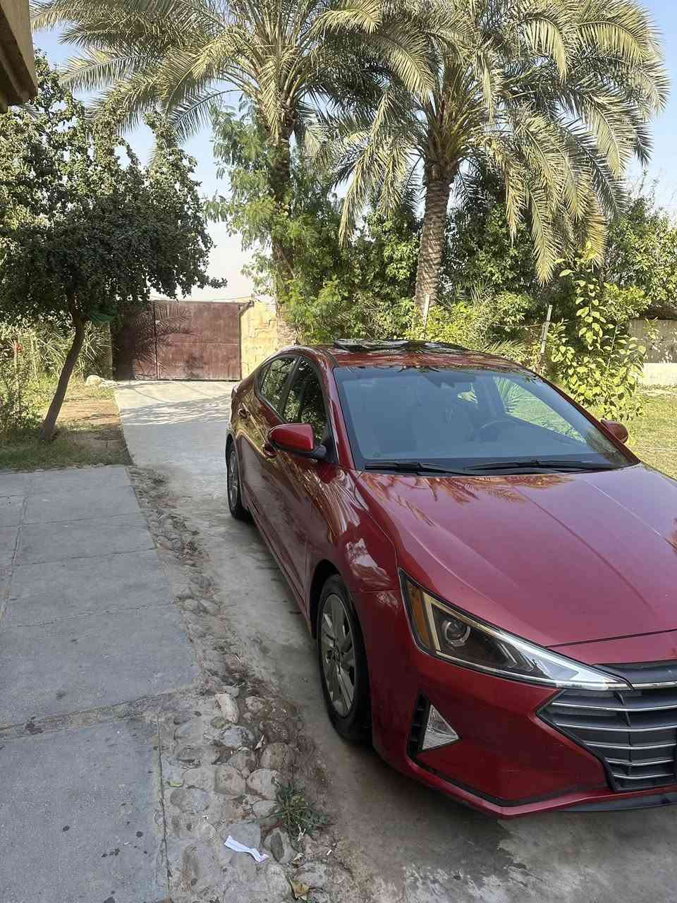 السلام عليكم النتره 2019 لمتد فول السياره وارد امريكي كير AT المرغوب كير مكينه بلادي السياره بدون دواخل او بدون يرباك ماشيه 83ml قابله الزياده او بيها قطعتين صبغ والسونار موجود بالمنشور مال المندلاوي السياره بسمي 
السعر 132 اوبيها مجال بسيط
***********
