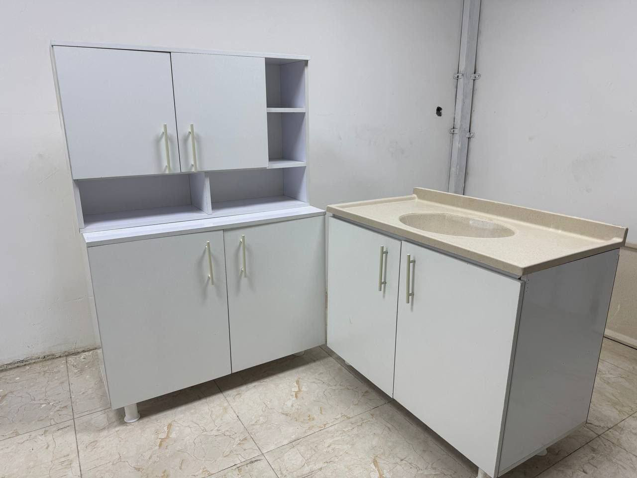 كاونتر MDF خشب متر ارضي وملحق و سنك متر مرمر . 

السعر 175  😍الف

التوصيل 🚚

بغداد مجاني 
اطراف بغداد 15 
(كربلاء +بابل + نجف + مركز الديوانيه 25 الف ) 
 
(الأنبار 25 الف ) 
 
اطراف الديوانيه (25 إلى 50) الف حسب البعد 

(واسط + صلاح الدين + ديالى مركز المحافظات 35 الف ) 
اطراف المحافظات (50 الف)

(السماوه + العماره + الناصريه + البصره مركز المحافظات (50) الف ) 
اطراف المحافظات 75 الف


**إذا كنت صاحب هذا الإعلان وتريد حذفه لأي سبب، رجاءا أرسل رسالة إلى الدعم الفني**