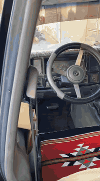 اخوان جيب شيروكي موديل 1990 سياره محوره مميزه بطه 2500 دواخلها نضيفه س...