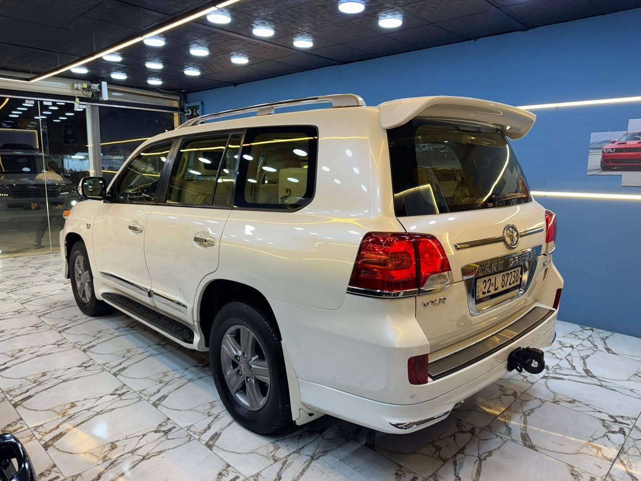 لاندكروز فكساره فول مواصفات
سياره نضيفه بيهه صبغ قليل بالجاملغ الخلفي موضح بالسونار رقم اربيل راعيهه عربي ايريد امداور
السعر المطلوب 420 ورقه مكان السياره 
ديوانيه للاستفسار ***********
***********
