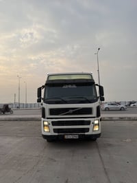 فولفو ٢٠٠٢ • تانكي ماء ١٦ طن • شاصي مطول