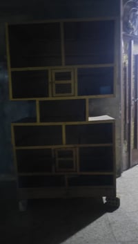 خوان هاذ قفص طيور الحب الشراي يتصل علة هاذ الرقم 07775120119