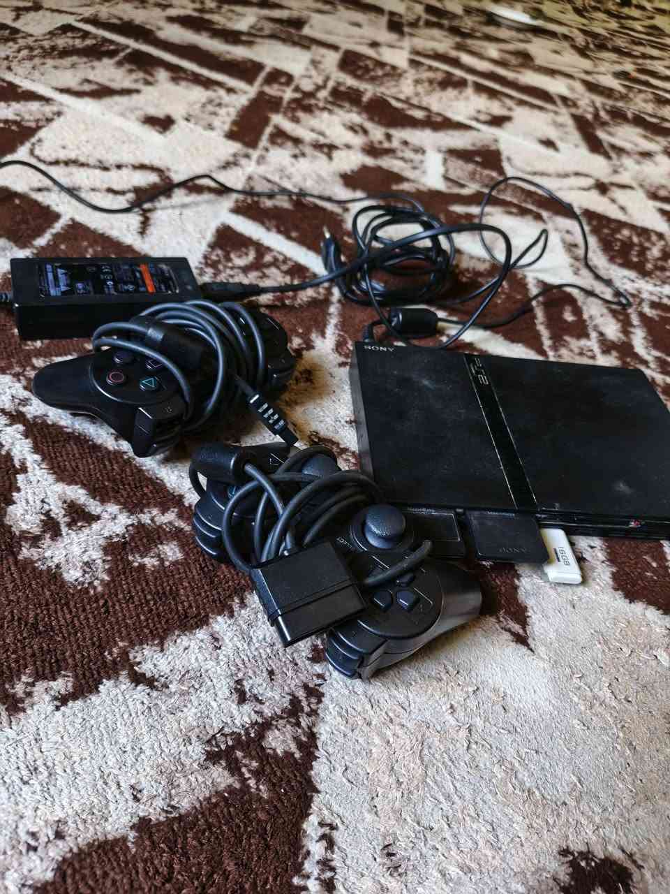 السلام عليكم
يوجد بلاي ستيشن2 مع يدات العدد6 مع فلاش بيه 40لعبة تقريبا و بيه لعبة فيفا 2016 بلاي جدأ نضيف مثل ما موضح بالصور و السعر 45 وبي مجال (العنوان ناحية الزاب).


**إذا كنت صاحب هذا الإعلان وتريد حذفه لأي سبب، رجاءا أرسل رسالة إلى الدعم الفني**