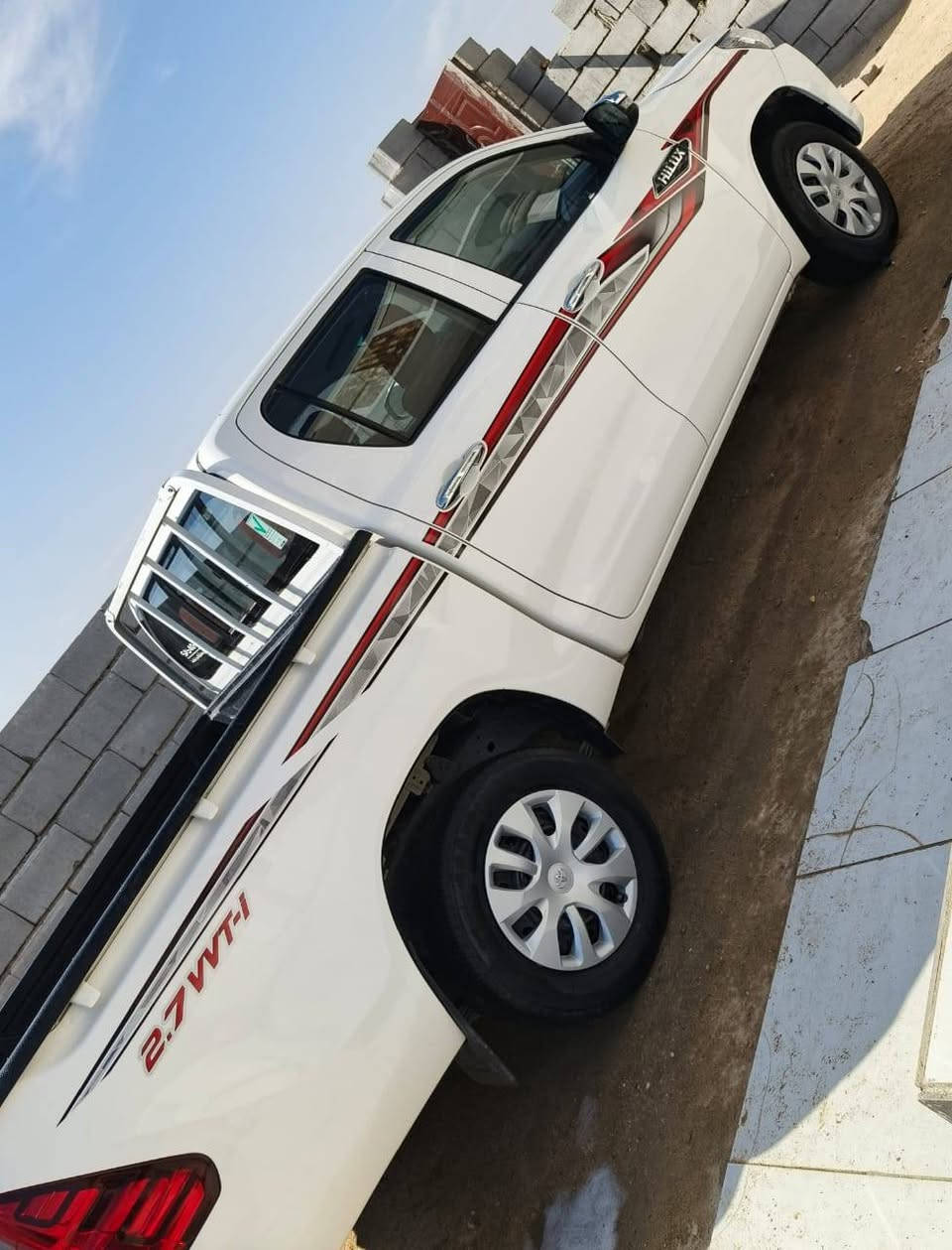 للبيع هايلوكس موديل 23 ناصي بنزين نص فول كير اوتماتيك رقم بصره جديد ماشيه 80 مكفوله كفاله عامه السعر 265  مكاني بصره الزبير طريق سفوان  ***********
