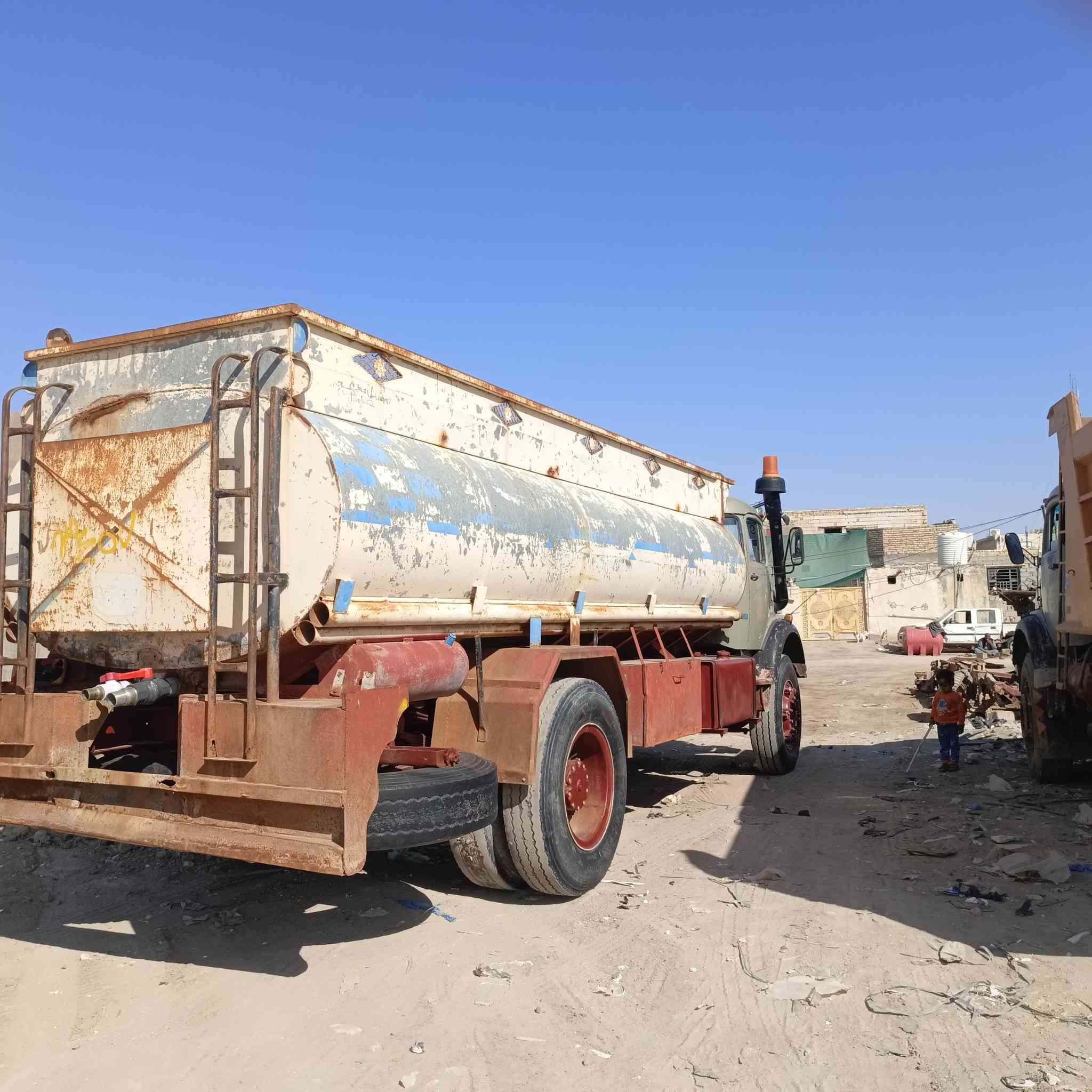 نعيد نشر بسبب الوعوعد لكاذبه موديل 80 قجم للبيع كير اكسن محرك قماره بس صبع مصبوقه عام عل شرط تانكي***********
