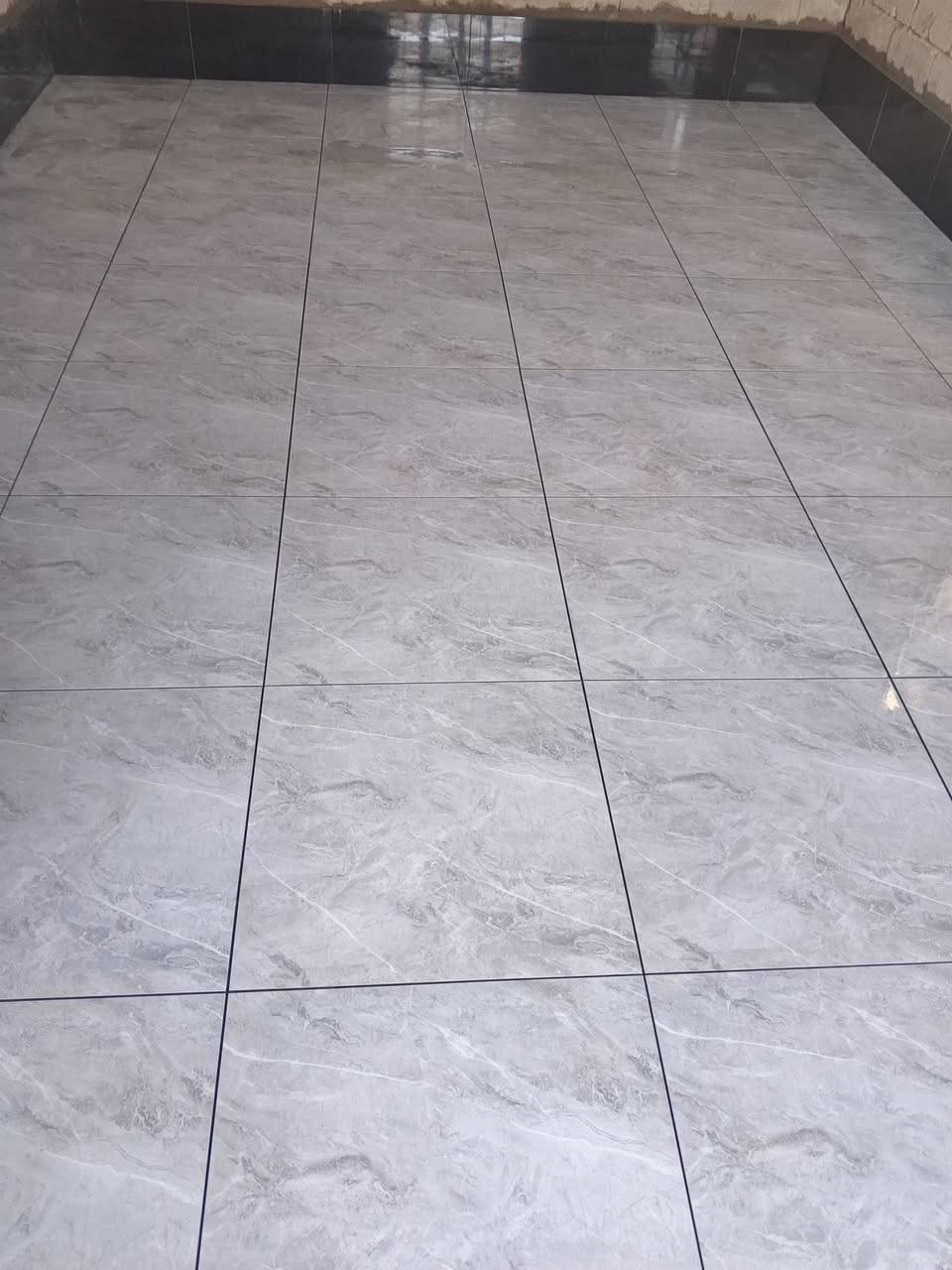 سلام عليكم خلفه سيراميك متفرغ حالياً اشتغل جدار ب 7 وارضي ب 7 شرط شغل درجه اولى 
***********
‏‪***********‬‏
بيهن واتساب
