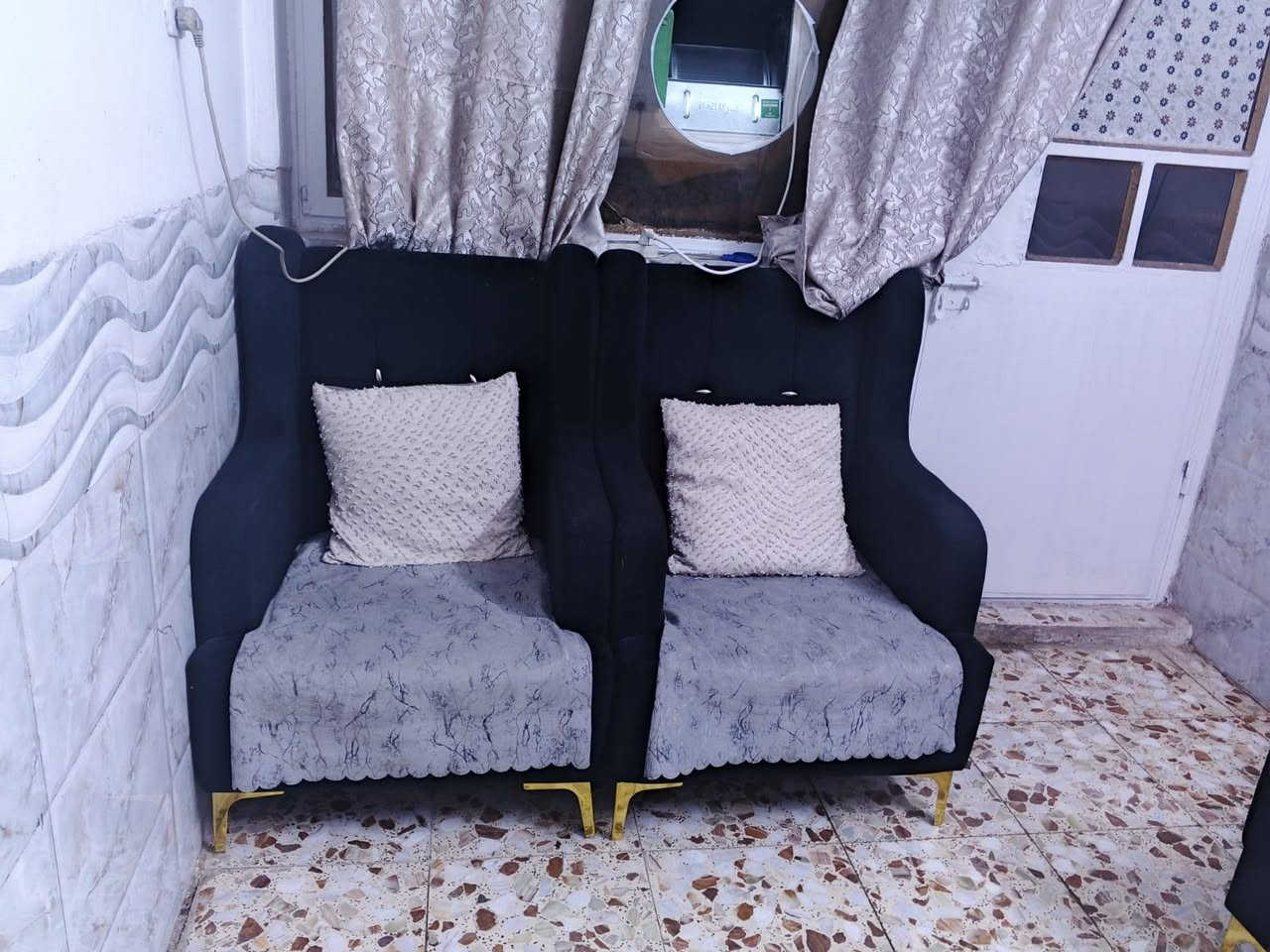تخم  تركي للبيع ماخذته ٣٠٠ أريده ب٢٠٠ نضيف نضافه ٨٠ ٪ مكاني قاهره ***********
