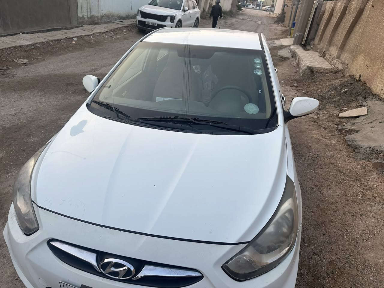 ياالله 
السلام عليكم 
سيارة اكسنت 2013
اربيل باسمي سنوية 2030
السيارة مكفولة كفالة عامة خليجي بدون اي داخل 
محرك 1600
فول عدا الفتحة حساسات اشاير بالمري 
مكاني الحلة بابل المركز 
***********
