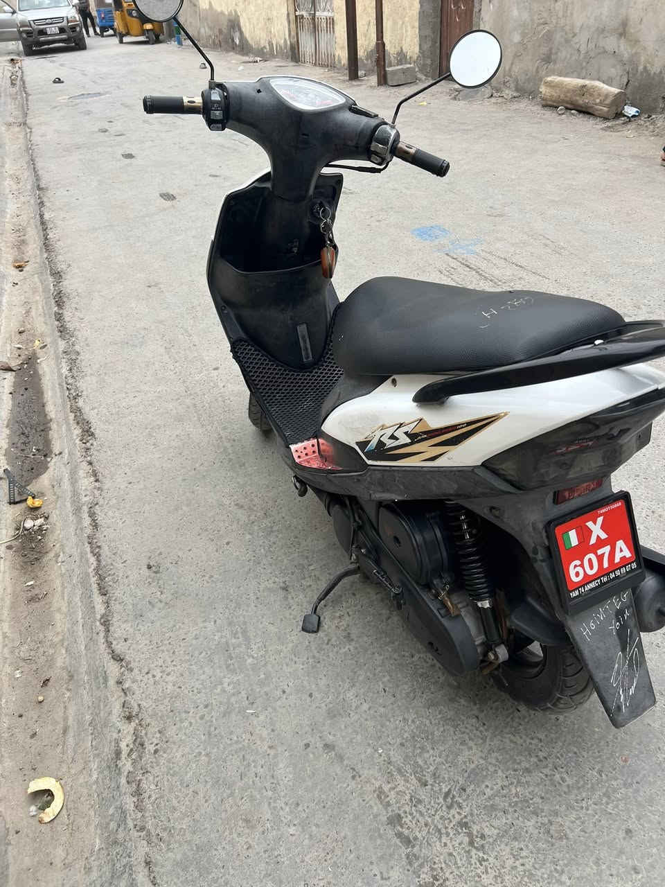 سلام عليكم دراجه ماكس عدله الدراجه خير من لله كفر بلاد سوادات بلاد مكينه خرسه جيب فيتر أوفحص 
مكاني بغداد مستشفى الفضيلة 
 السعر 700او بيه مجال
***********
