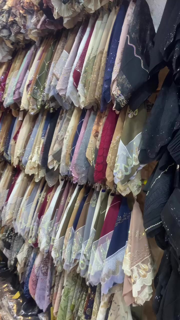 (ابو نور للحجابات النسائية )
📍الشطره الخان الفرع الرابع من جه شارع الكص 
الفرع الثالث من جه شارع الذهب اخر محل على ايدكم اليمنه 
☎️للتواصل واتساب ***********
