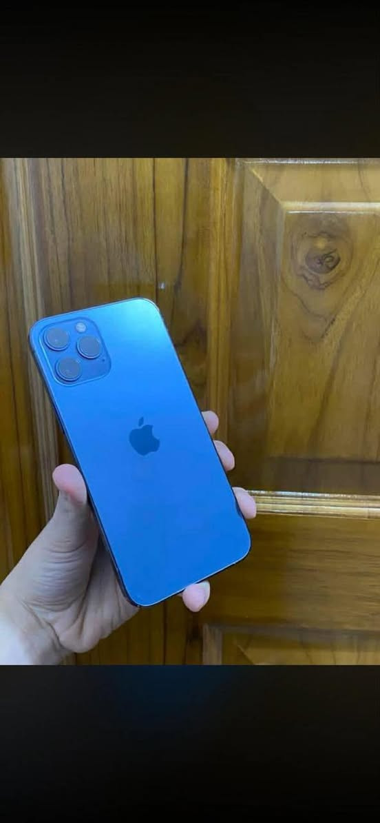 12 برو ماكس  

ذاكره 256✅

بطاريه 89✅

جهاز دبل سيم كرت نادر✅

جهاز نضيف جدًا كشاصي وضهر 

مبدل فقط شاشه 

والسماعه الفوك واكفه مال مكالمات 

بس اذا تربط سماعه يتصل طبيعي

جهاز نضيف جداً
سعره 380 وبي مجال ***********
