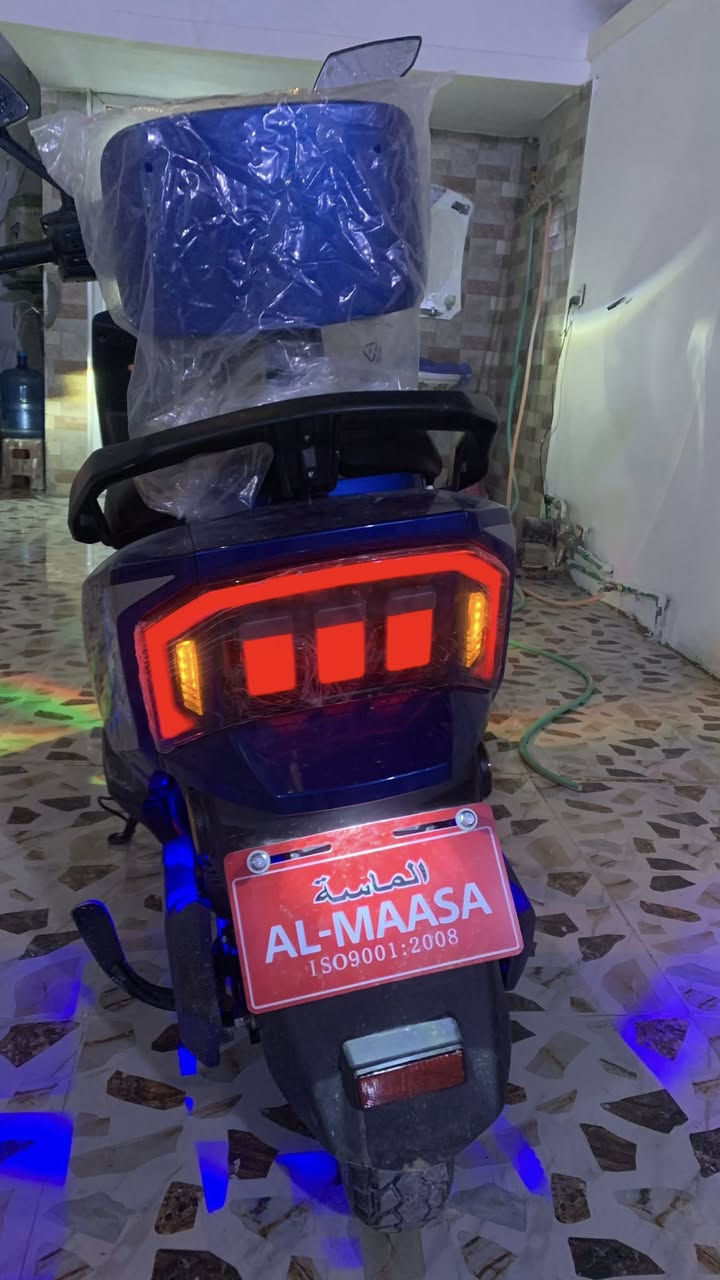 السلام عليكم للبيع موطور شحن الماسه 6بطاريات كلهن يقرن اخضر تواير كلهن جدد نضيف
سعره 525 قفل 
للاستفسار ***********
