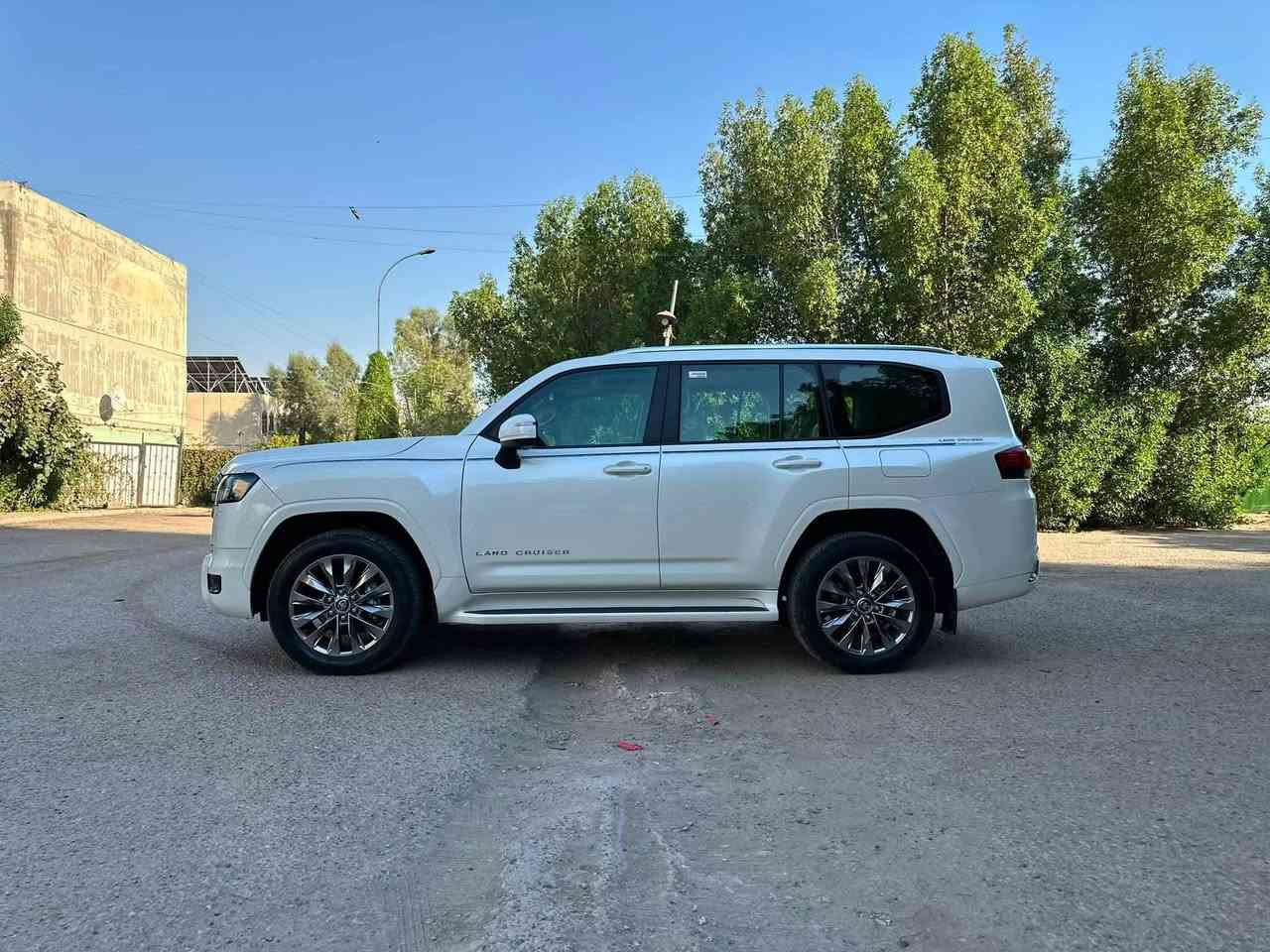 لاندكروز ساس 2024 GXR ماشيه 9000 بعده بل ضمان مكفوله كفاله عامه رقم بغداد الجديد مغلفه BBFامريكي ابوضمان ١٠ سنوات مو هذا عادي ابو مليون  تنفس طبيعي محرك السعر 69500 الف دولار بيه مجال بسيط لشراي عنوان بغداد السيديه استفسار اكثر ***********
(الي يدور صيدا ** ولوتي اعبر منشور سياره متفيدك )
مع احترامي الى الزينين 
لاندكروز ساس 2024 GXR ماشيه 9000 بعده بل ضمان مكفوله كفاله عامه رقم بغداد الجديد مغلفه BBFامريكي ابوضمان ١٠ سنوات مو هذا عادي ابو مليون  تنفس طبيعي محرك السعر 69500 الف دولار بيه مجال بسيط لشراي عنوان بغداد السيديه استفسار اكثر ***********
