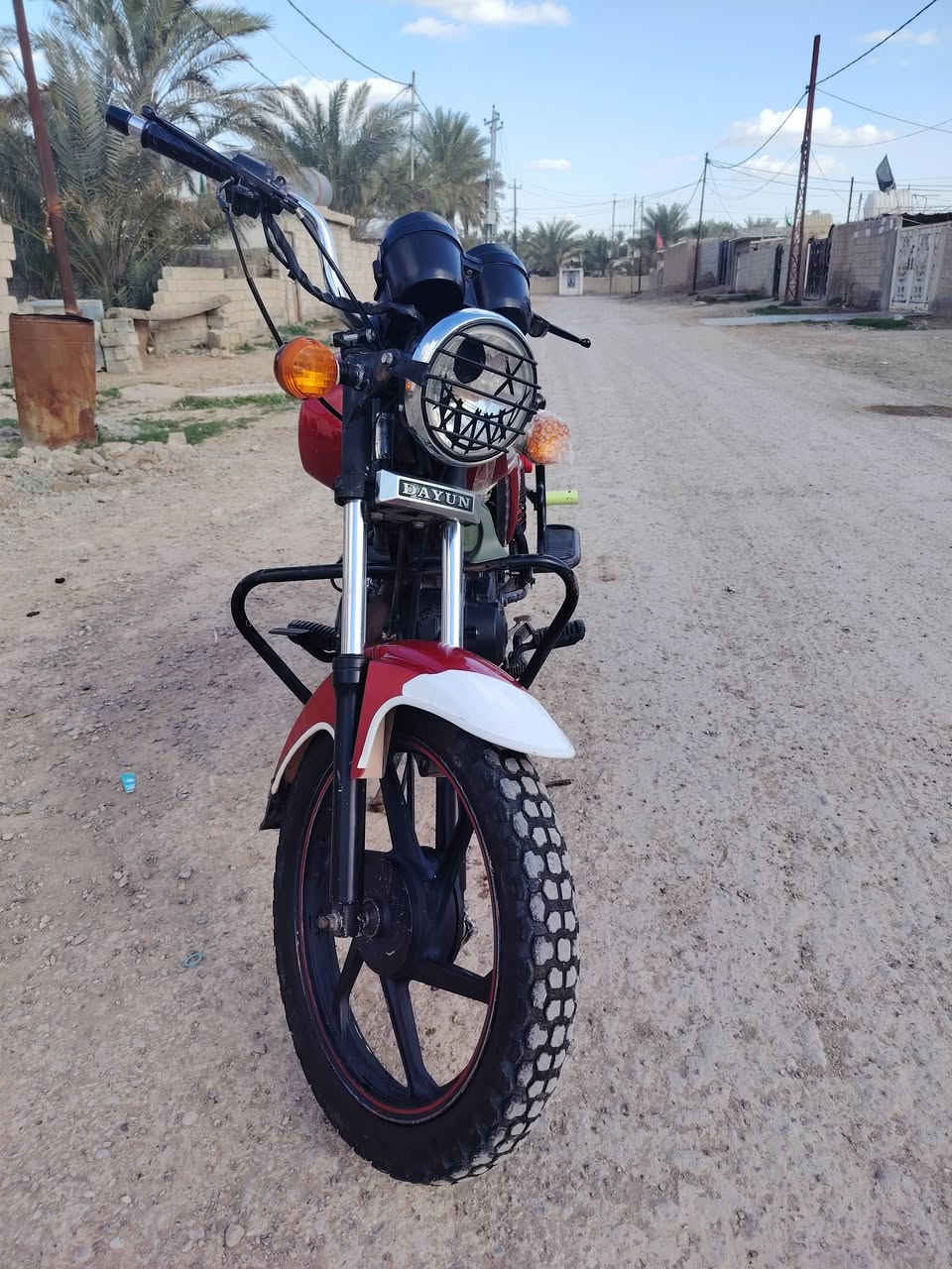 السلام عليكم
للبيع دايوان موديل 2020 وراق سحب
مكان ديالى سراجق
السعر 800 وبيه مجال 
تصل على رقم هاتف***********
