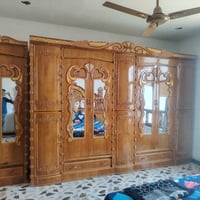 غرفه اخشاب • مستخدمه شهرين • للبيع