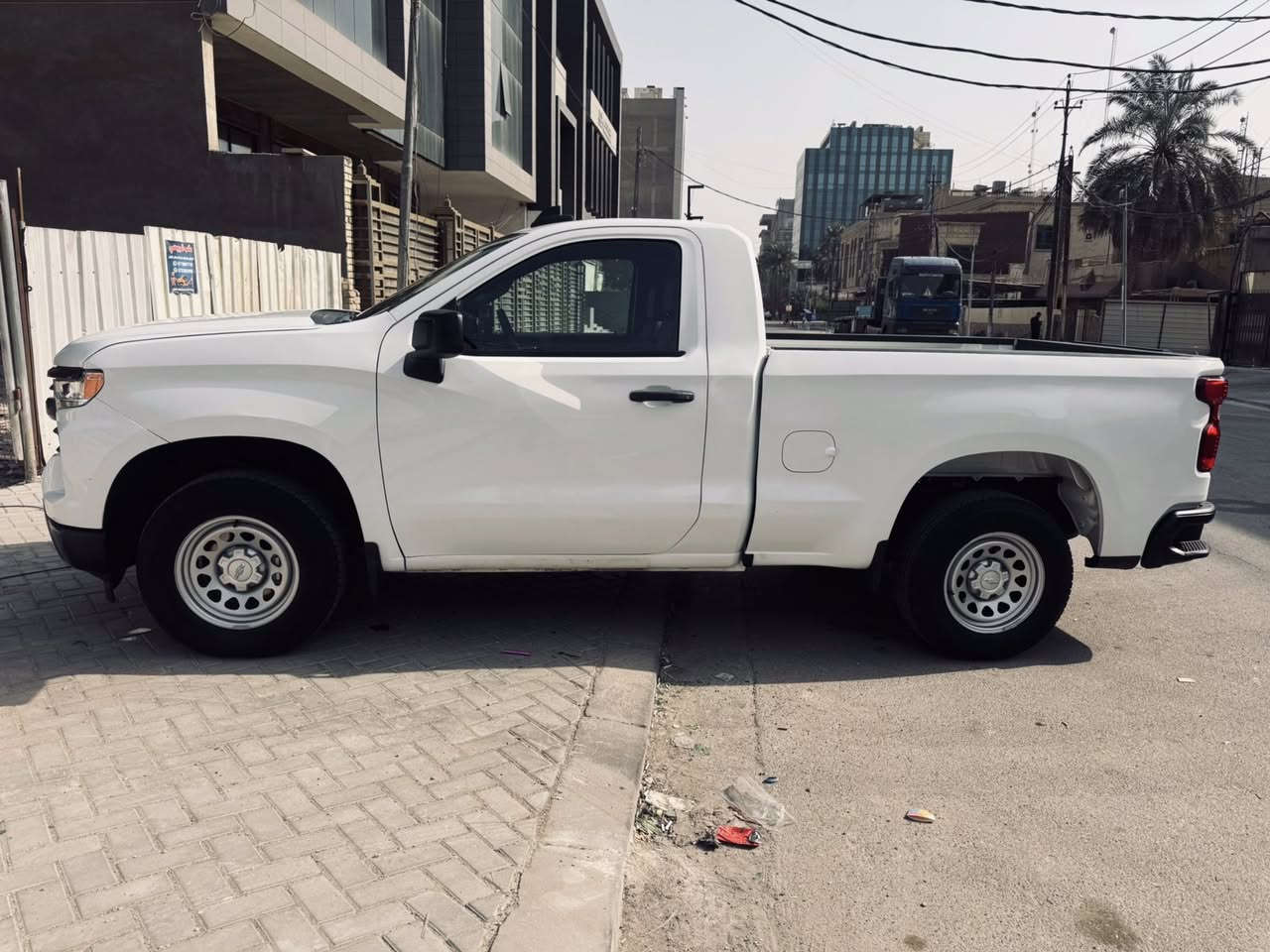 السلام عليكم 
للبيع شوفروليت سلفرادو 
مديل 2023 
بدي قصير 
رقم بغداد 
محرك 2700 تون توربو 
ماشي 64 الف 
السعر 210 $ 
للاستفسار 
***********
تحياتي للجميع
