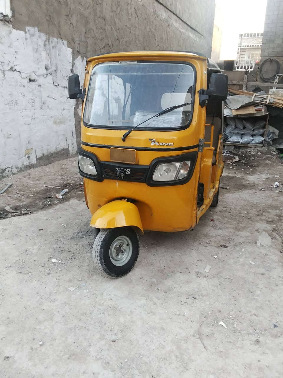 سلام عليكم تكتك تي في اس البيع موديل 18 شهر 11 بغداد حي العامل أوراق /رقم***********  / السعر 4 وبيحه مجال
