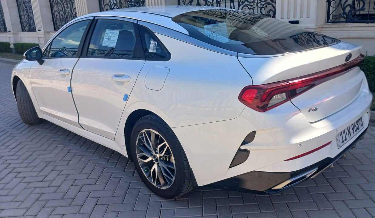 سلام عليكم 
اي استفسار اتصال على رقمي *********** 
للبيع كيا كي فايف 2021 خليجي وكالة الدوليه السياره كفاله عامه من صبغ وبارد وفتح وشخوط سياره جديده جدأ بحالة الوكاله ماشيه 70 الف رقم بغداد الدولي بأسمي تحويل ثاني يوم 
محرك 2000 دوش حساس امامي خلفي تبريد قطعتين شاشه كبيره كامره دواره 
السياره مسويله ادامه كامله وما تحتاج اي مصرف مكاني بغداد شارع الربيع 
للاستفسار اتصال على الرقم 0770285023
السعر 185$ بغداد, العراق
