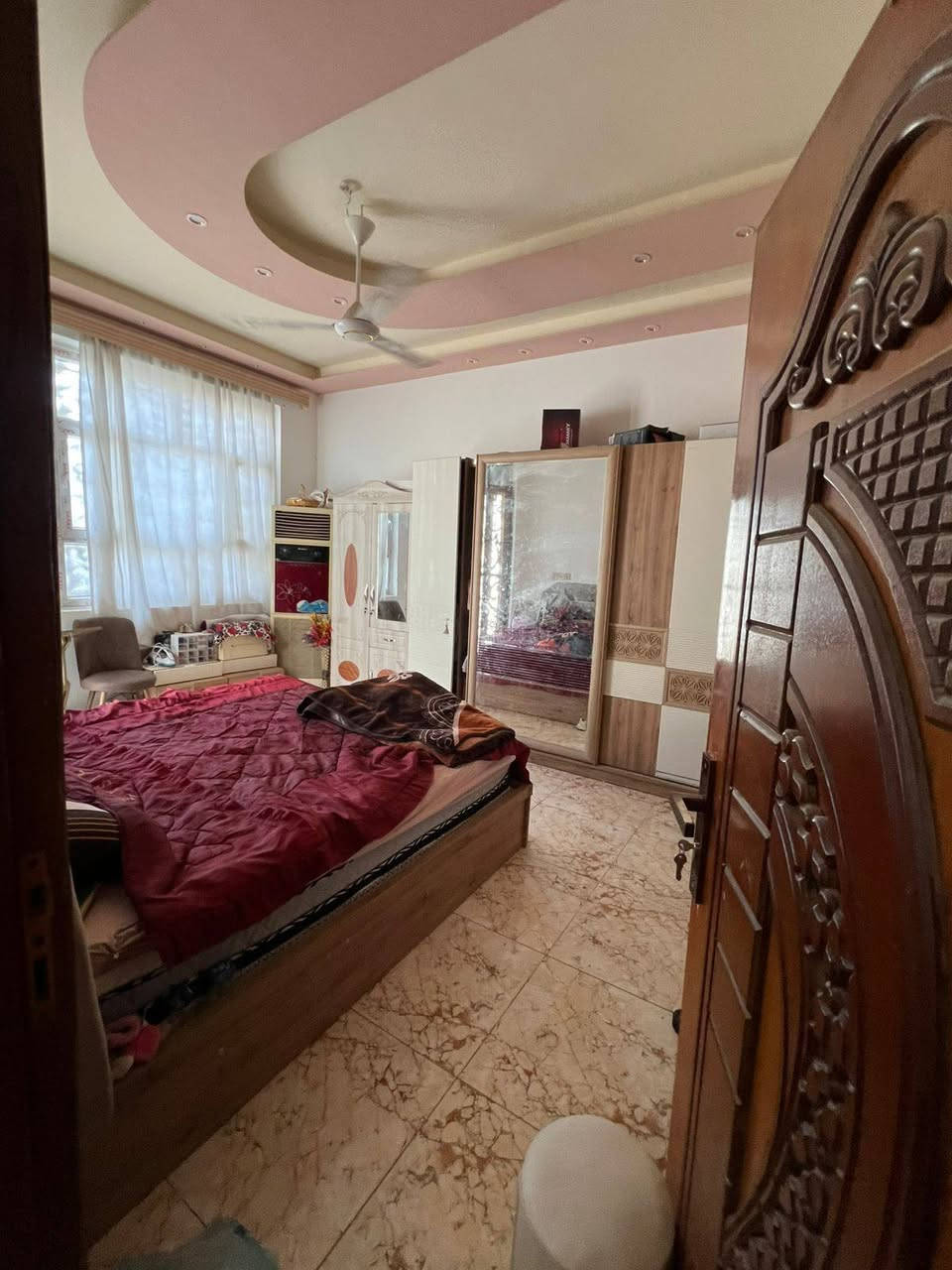 🏛️  دار سكني  للبيع  🏛️
____
🔰 الموقع : ام الخيل الثالثه   ➡️
----------------------------------------
🔳 طابو  
🔳 المساحه ١١٠ مع فضله امام الدار ١٠٠ م
واجهه ١١
-----------------------------
💎 تفاصيل البيت 💎  طابقين
____

🔹   ٣ غرف نوم  ▶️
🔹. ٢ صاله ▶️
🔹استقبال ▶️
🔹مطبخ  ▶️
🔹مجاميع صحيه ▶️
🔹سطح ▶️
🔹كراج ▶️

--------------------------------

للأستفسار أكثر مراسلة الصفحه اول الاتصال على الأرقام
___________     ____________
📲*********** واتساب اتصال  
📲*********** واتساب اتصال 
___________     ____________

او زيارة موقعنا (( ام الخيل الأولى سوق العصري مجاور فرن صمون متواجدين من الساعه 🕒 3️⃣ عصرآ إلى الساعه 🕘9️⃣ مساءً))
