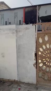 النجف القادسيه • ٨٠م • طابق ونص