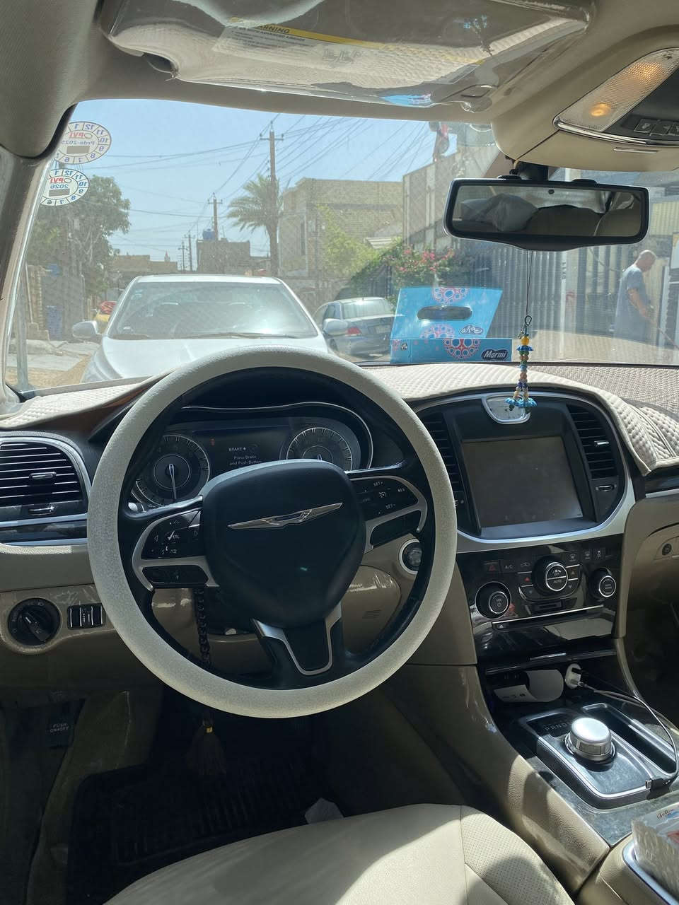 2012 كلين داخل عسلي كلاصات حار بارد دمام تحديث داخل كامل عربانه خلفيه واكسل وكاردن مال20 تحديث بجم ويل مكسيكي لايت عدسات نهار بك لايت مال فول رقم اربيل باسمي هزة جديده بدون نواقص جاهزة مكاني بغداد السعر180 
***********
