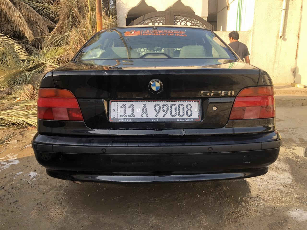 السلام عليكم
صقر موديل 2000 حجم 528i كير او اوتوماتيك فول كهربائيات السياره حيل نظيفه السياره سنويه باسم ابو السياره 
سعرها 95 وبيها مجال حك الجيه
رقم ابو السياره ***********
(مُكلف بالنشر)
