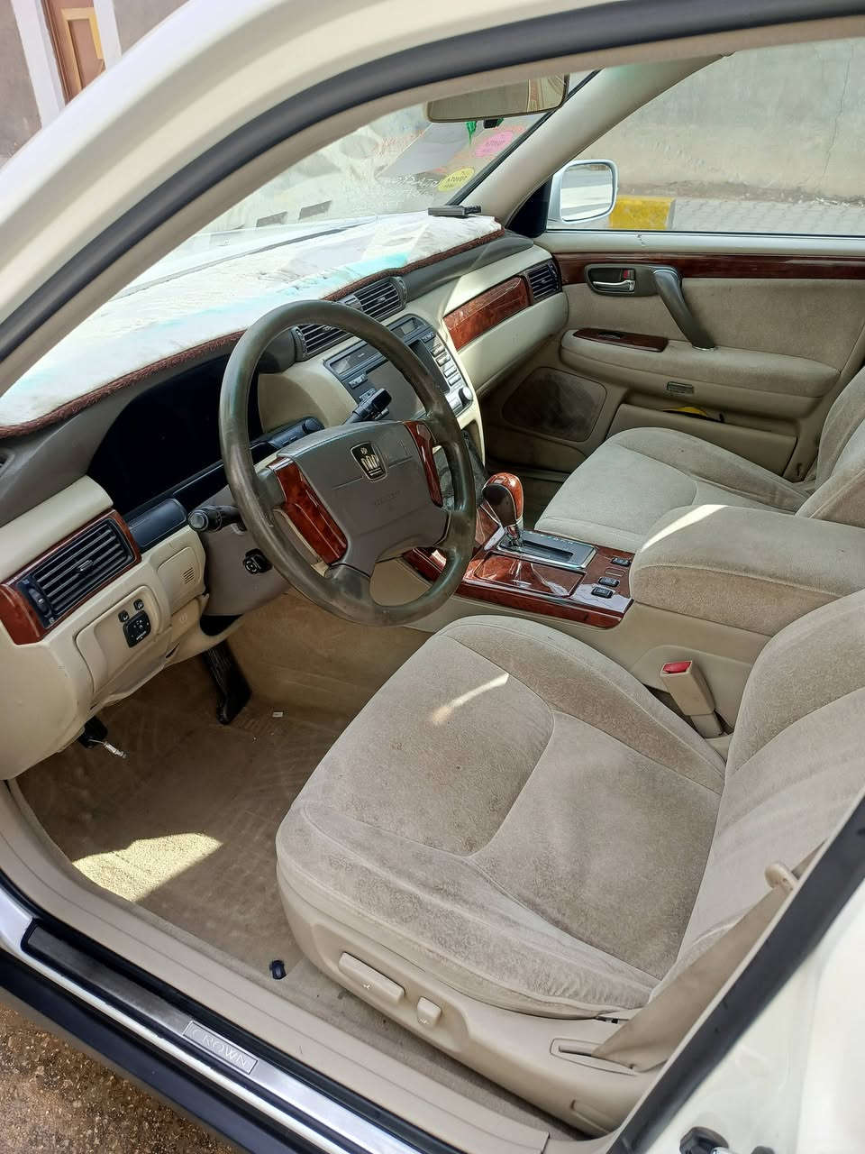 السلام عليكم ملكه للبيع رقم كركوك متفوع كمرك وضريبه ضاله فقط على الرقم السياره 3دكم مكينه ديفور الكبير كفاله عامه دحويره نجف فوك وجوه دشبول عارف العيساوي السياره ما عايزه شي مكاني النجف رقم الهاتف *********** السعر 118 وبيها مجال
