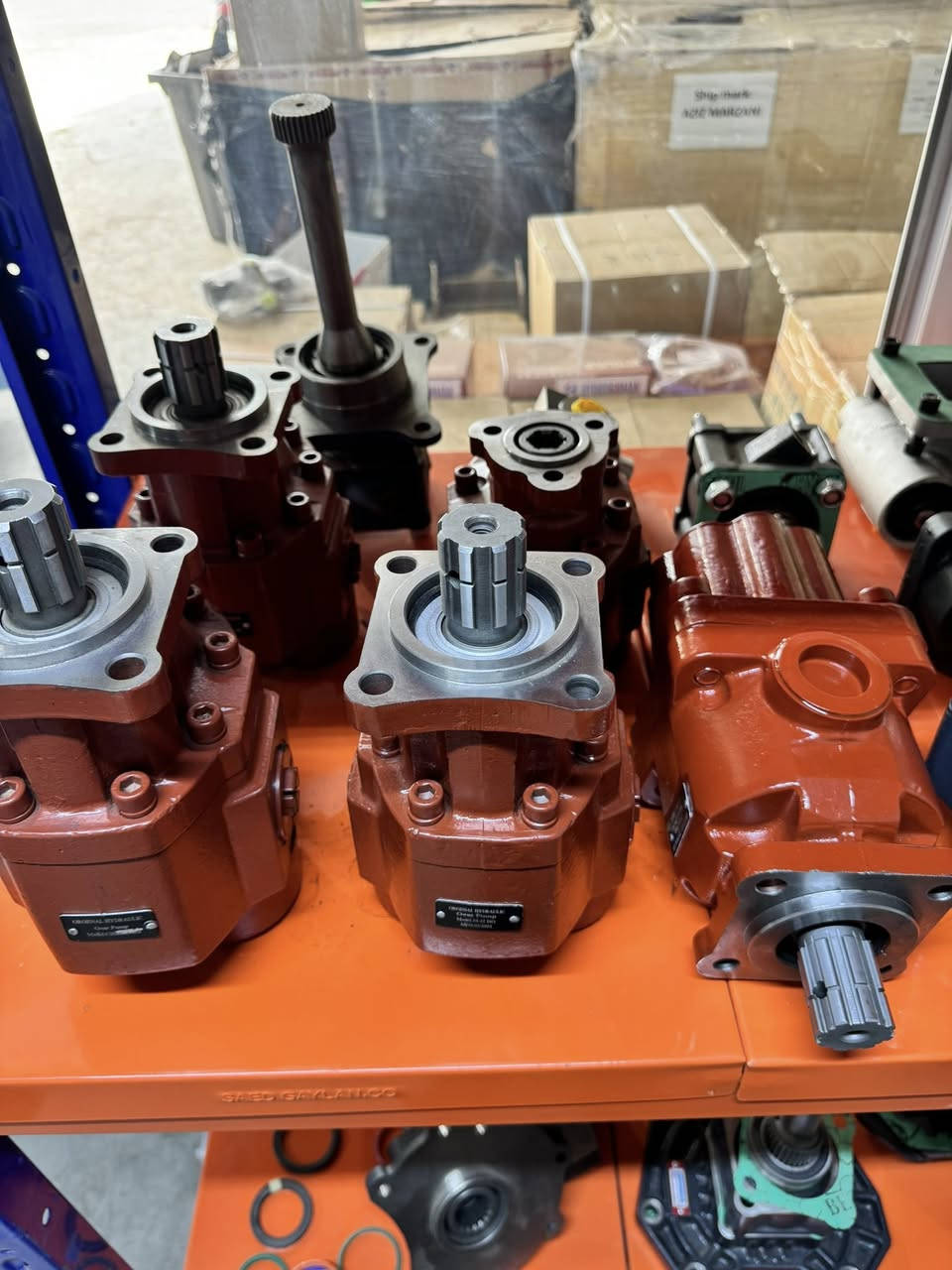 محل (عزيز فاروق)وكيل وحيد بالعراق
أربيل الصناعه الشماليه
يوجد توصيل محافظات العراق

0750 440 6322 ☎️
0773 440 3232 ☎️
