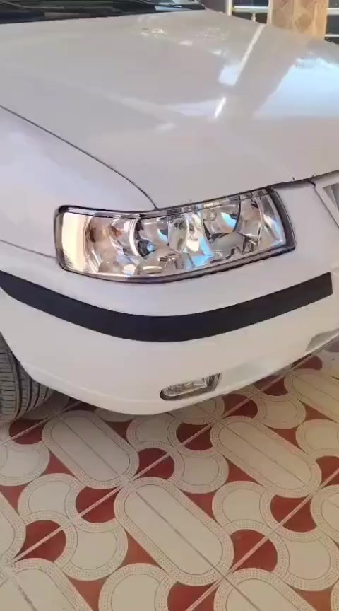 السلام عليكم
سمند موديل 12 كرستال رقم بغداد انكليزي مشروع وطني 
مكينة كير حدادية امامية خلفية 
كهربائيات كاملة
دوشمة جديدة
كفالة عامة ماعدا الي مأشر عليه بالصور
تخم تاير جديد
السعر 47 وبيه مجال 
مكاني واسط
***********
***********
