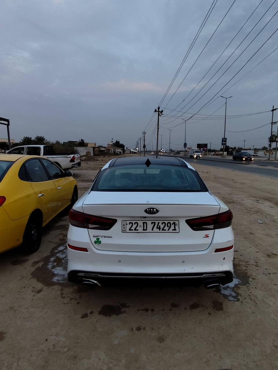 السلام عليكم 
كيا اوبتيما ٢٠٢٠ امريكي
محرك 2400
السعر 135قفل
استفسار اكثر اتصل 
***********
مكان السياره ديوانيه

