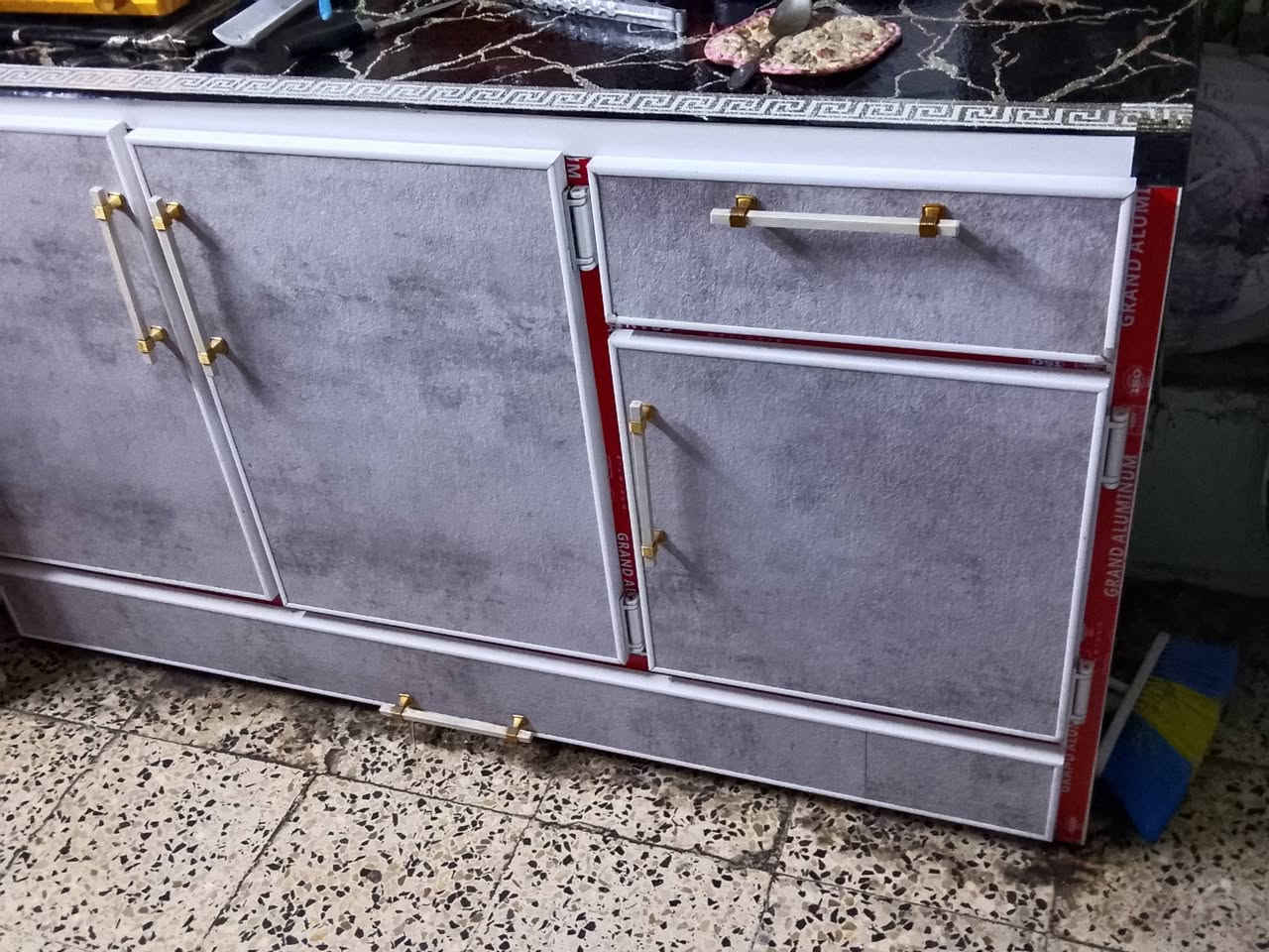 كاونتر 3قطع للبيع مكاني بغداد زعفرانيه فقط لمرمر نكسر


**إذا كنت صاحب هذا الإعلان وتريد حذفه لأي سبب، رجاءا أرسل رسالة إلى الدعم الفني**