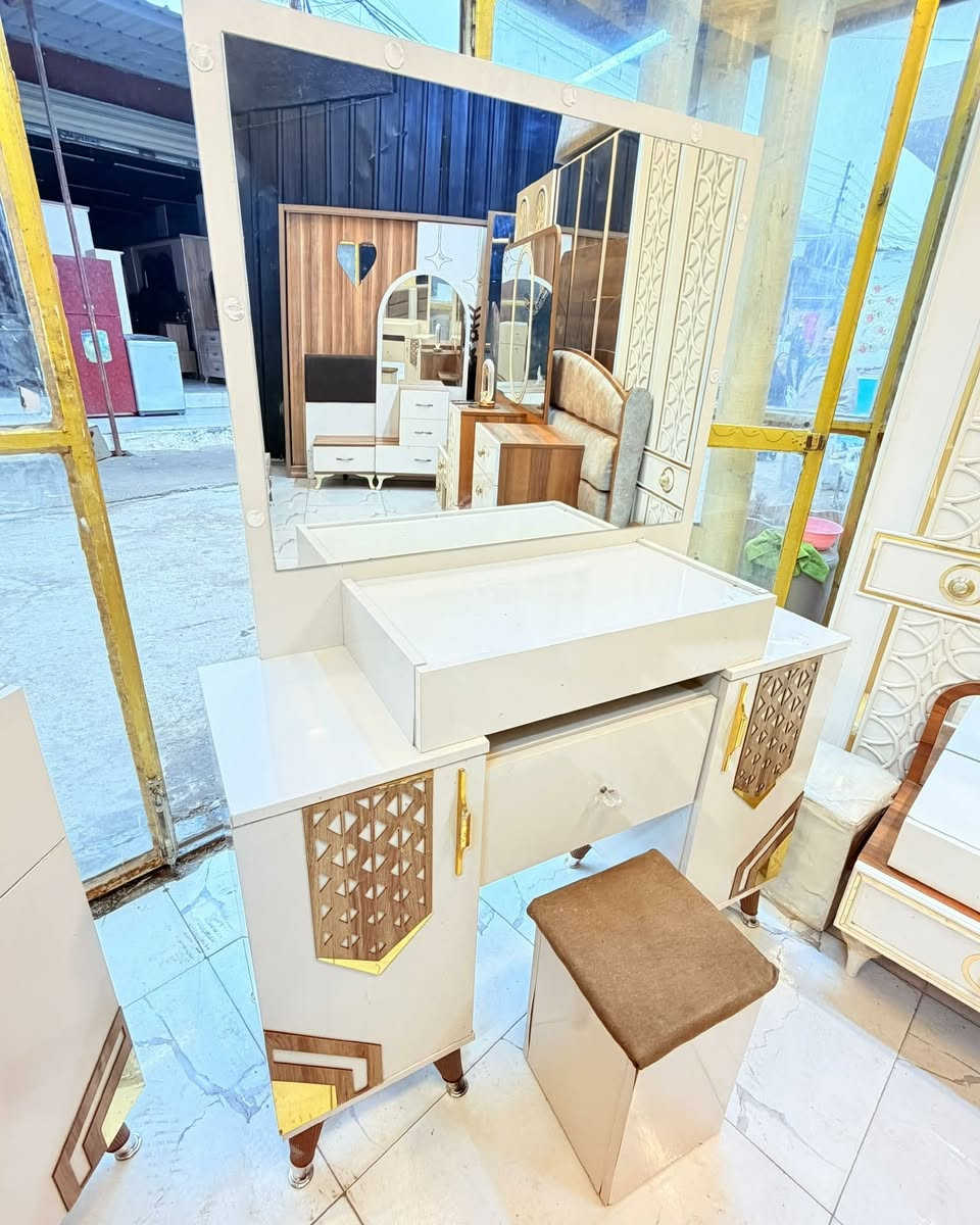 غرفه نوم تركي 🇹🇷🔥 
مودرن حديث 8 قطع 
كنتور ابواب نضافة 90 💯 
بسعر 750  مع شد ونقل مجاني 🧑‍🔧


**إذا كنت صاحب هذا الإعلان وتريد حذفه لأي سبب، رجاءا أرسل رسالة إلى الدعم الفني**