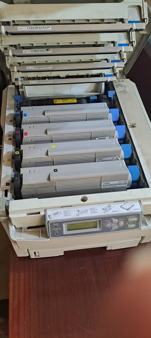 بدها محابر
للبيع على وضعها الحالي شغالة ١٠٠ بالمية
0932644888


**إذا كنت صاحب هذا الإعلان وتريد حذفه لأي سبب، رجاءا أرسل رسالة إلى الدعم الفني**