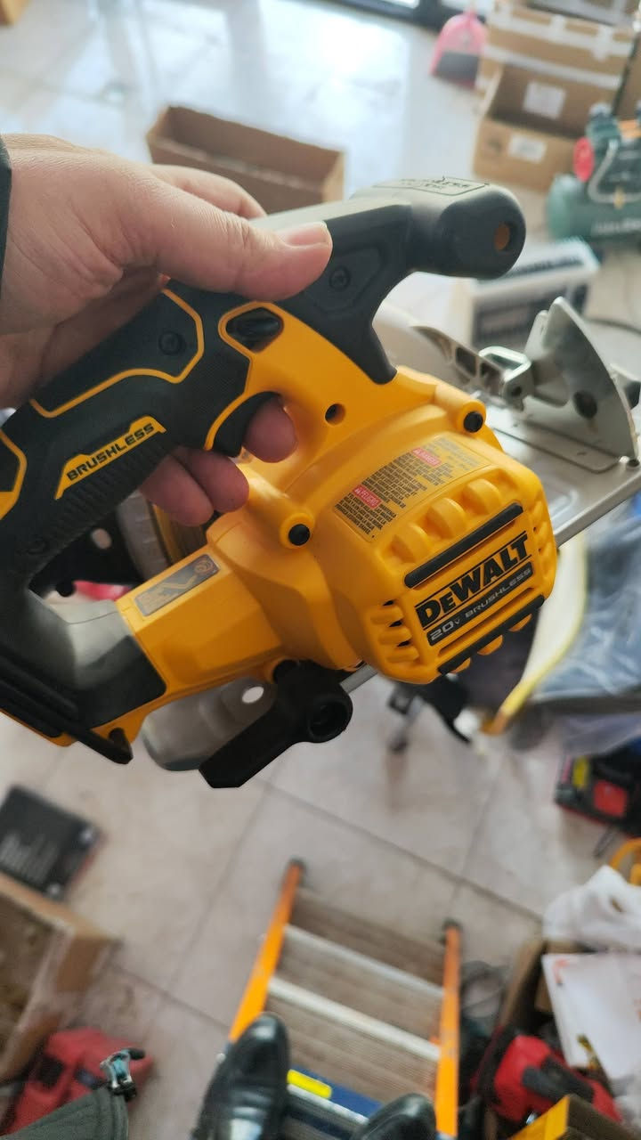 قرص دیوالت للبیع، فارغ


**إذا كنت صاحب هذا الإعلان وتريد حذفه لأي سبب، رجاءا أرسل رسالة إلى الدعم الفني**