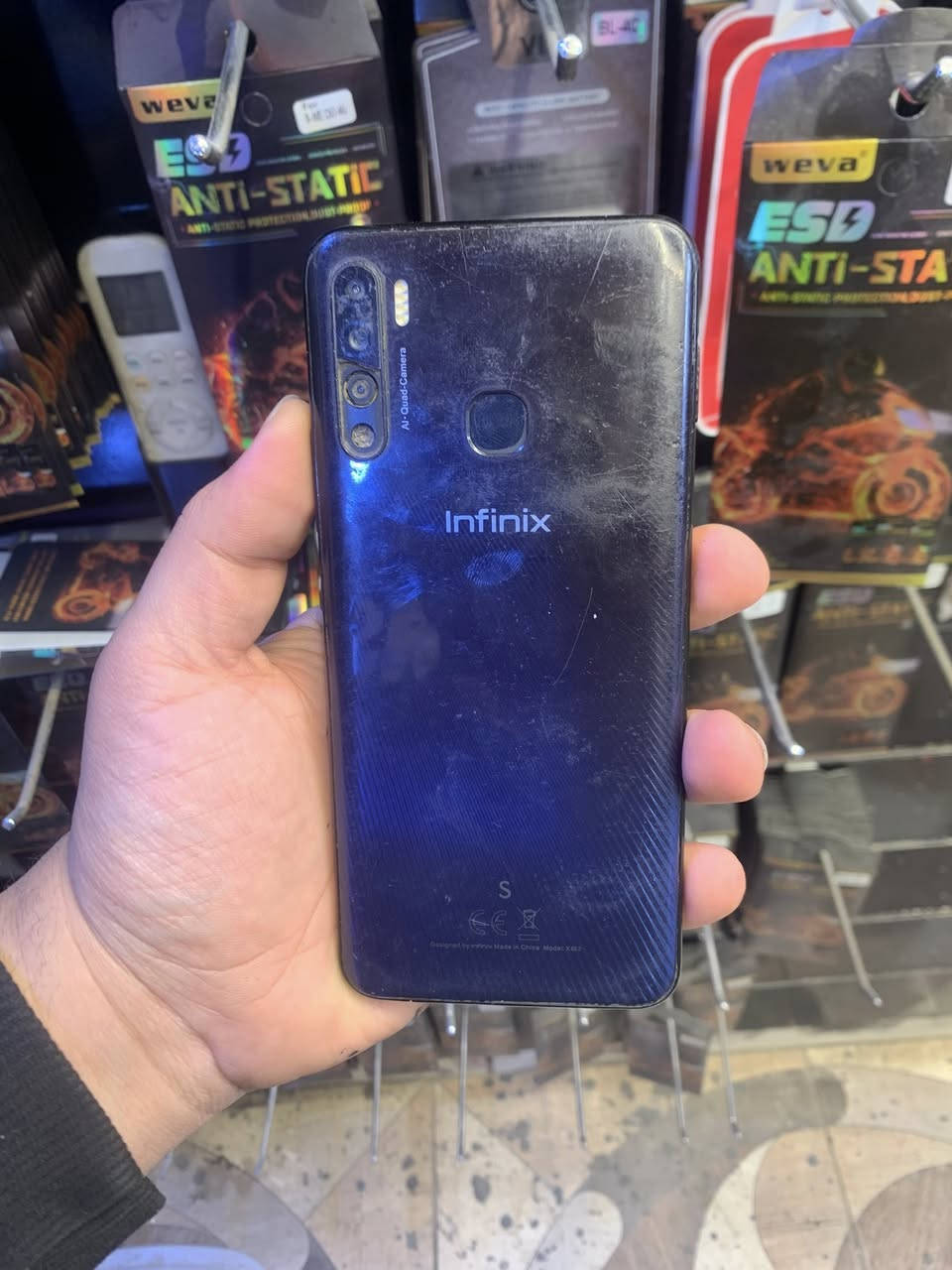 السلام عليكم
أنفنكس S5

ذاكره 64

مبدل شاشه وكاله 

السعر 60 ألف +كيبل شحن +لاصق هديه 

العنوان النجف حي العسكري كبل مقابيل مجمع جوهرة العرب مركز أندرويد للموبايل 

*********** واتساب
