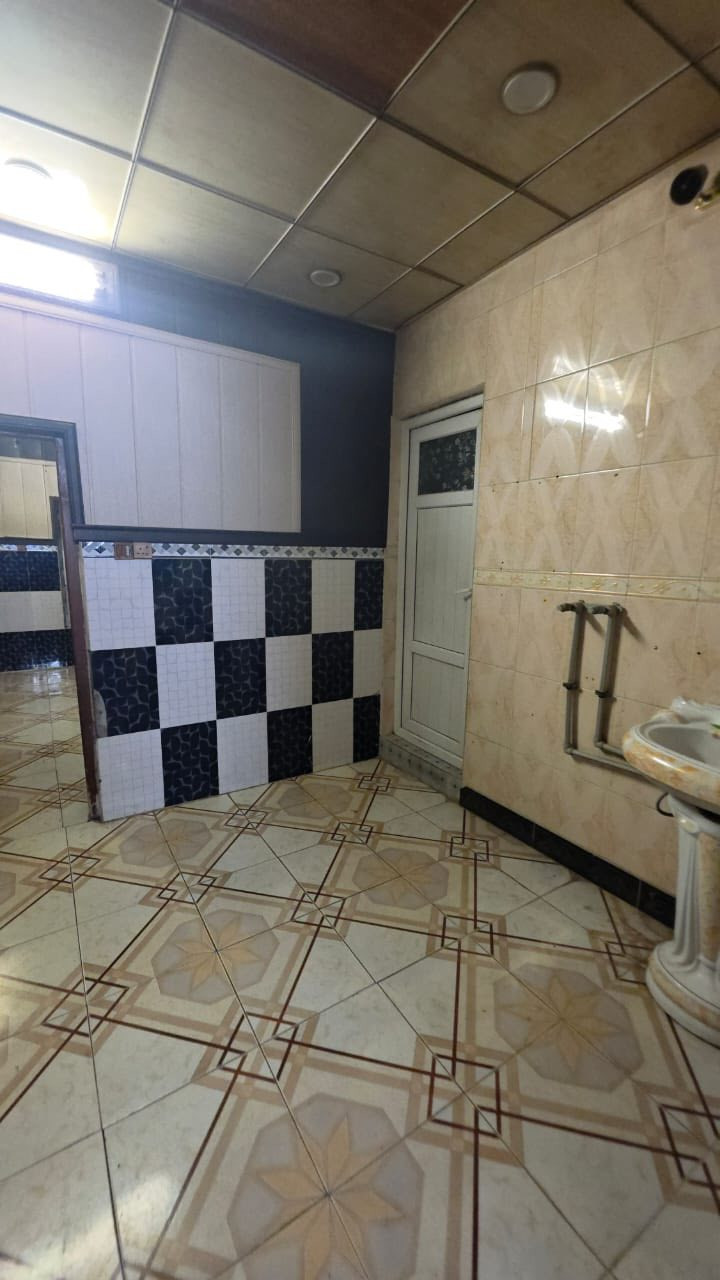 ⬇  دار للإيجار     ⬇

🔹 #يتكون من :  استقبال +  غرفتين  نوم + هول داخلي  +مطبخ + كراج

ملاحضه : يتكون من مولده و اربع امبير مولد معه بيت + الكهرباء + ماء  معه البيت

#المساحة (200 )متر 

#العنـوان 📍: ( القادسيه قرب حصو والرمل   )

#السعر: الاتصال على الرقم *********** 
***********

ـ ـ ـ
نستقبل جميع العروض للدور السكنية والتجارية والزراعية بكافة مناطق كركوك
للمزيد من المعلومات مراجعة مكتب الرحمن للعقار
🔸 📍ساحة الاحتفالات - ️شارع الغذائية - مجاور صيدلية ضحى عدنان.
أو الاتصال على:

***********
*********** @
