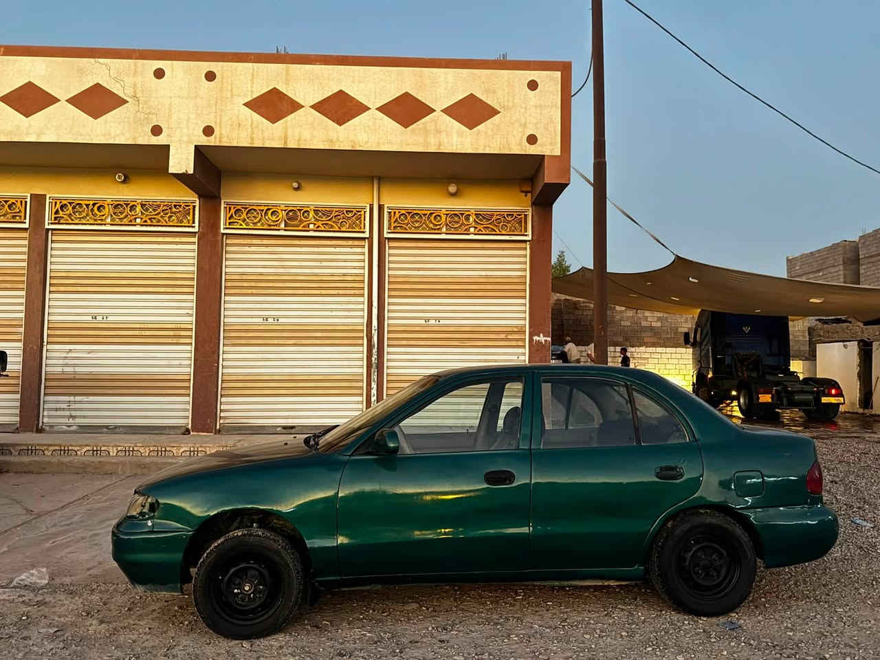 سيارة هونداي اكسنت   الون زيتوني  موديل 1995

سيارة معمره كامله كير ومحرك للبيع تحويل مباشر او وكاله 
انتهاء سنويه 2030
للتواصل 
***********
سيارة 27وبيها مجال
