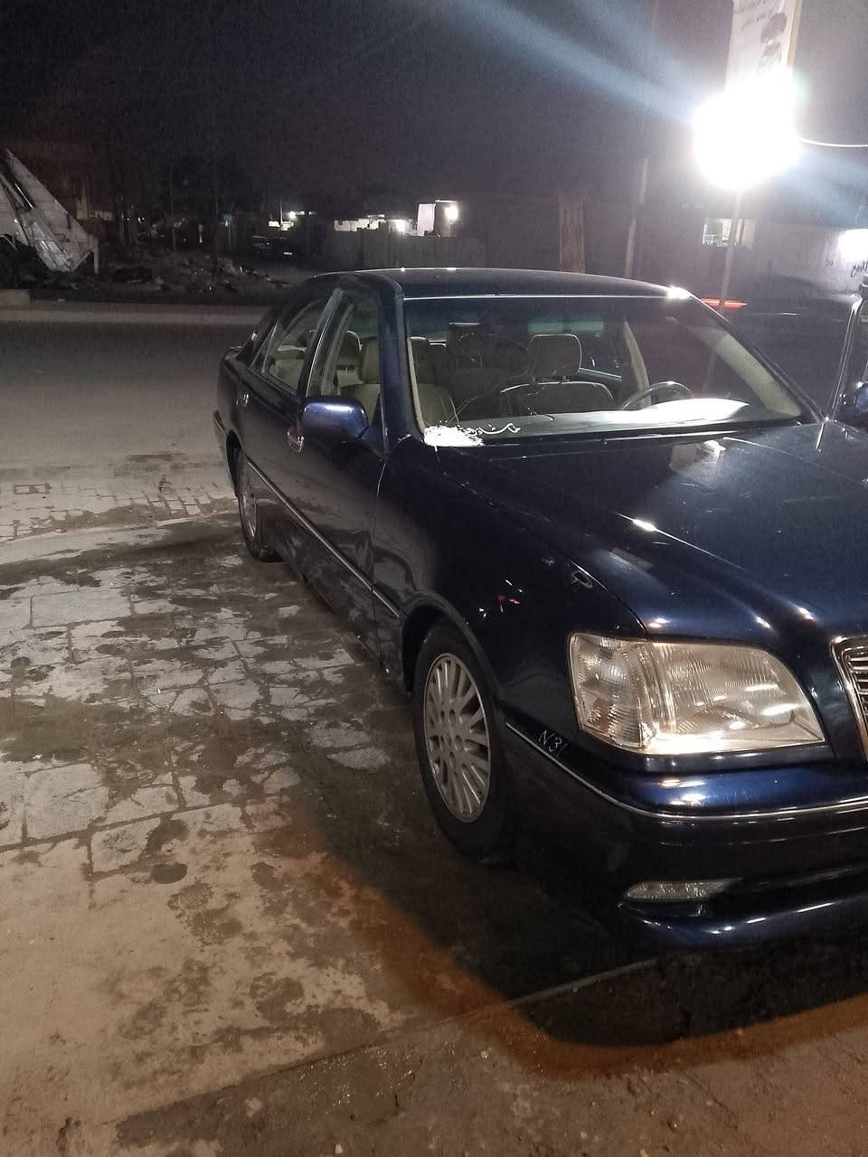 سلام عليكم
ملكة موديل 2002 
بيها كصة جنطة 
متؤمة ارقام وسنوية على الشاصي سليمانية انكليزي
كير محرك مكفولات 
نقصها تاير 
ثلاث دكم بردة خلفية 
شاشة اندرويد 
مكاني بغداد 
بيع 34 أو مراوس ترهم 
تلفوني ***********
