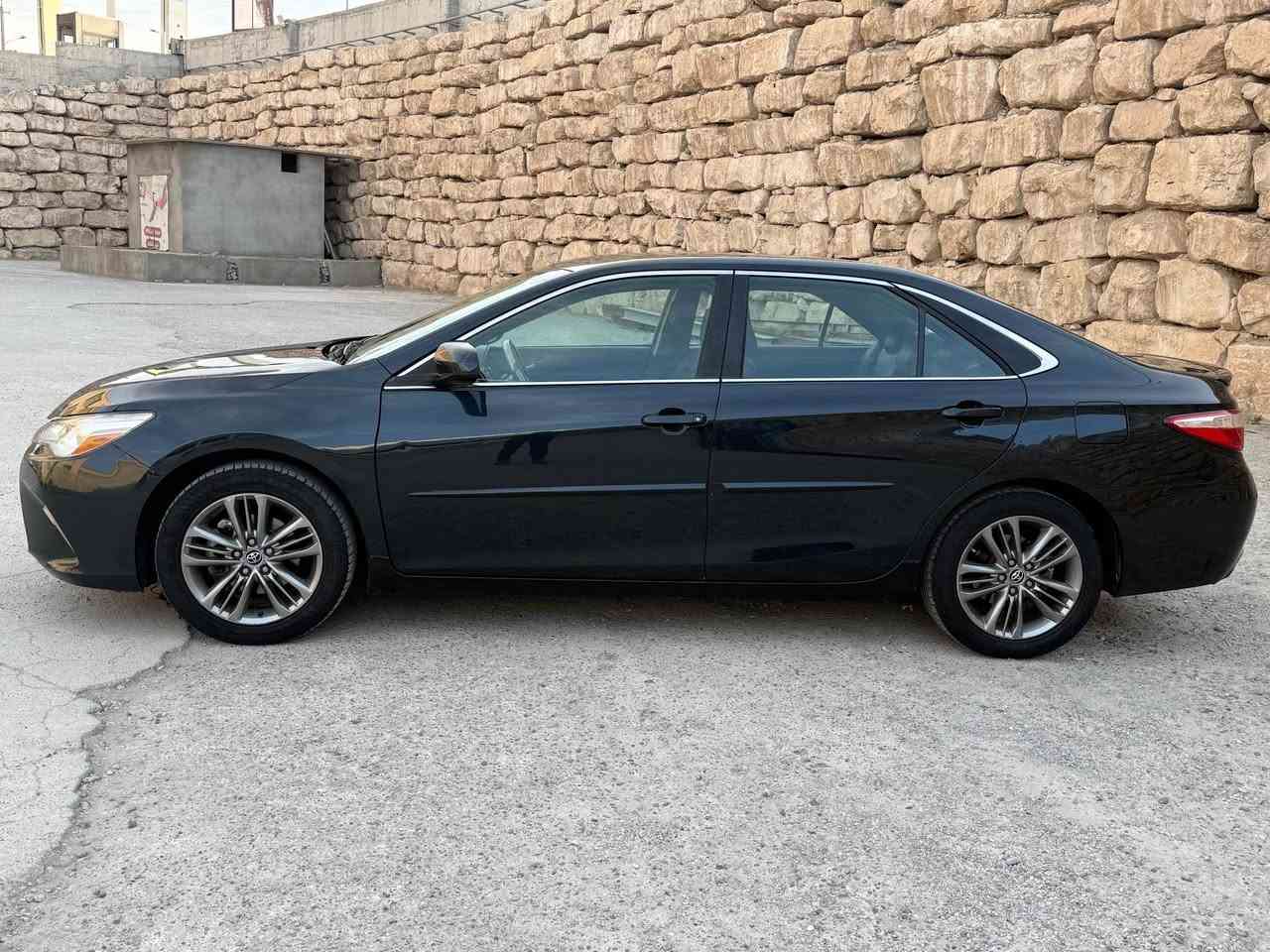 تويوتا كامري موديل ٢٠١٦ مواصفات se رقم سليمانية دولي سنوية جديدة لغاية ٢٠٢٨ بسمي شرط التحويل او الوكالة نفس اليوم مواصفات كشنات جلد ٣ گير شفتات بالاستيرن شاشة وكامرة تحكم ستيرن و كروز سرعة ويل كروم كشن كهربائي ماشية ١٠٠ الف سپير ما نازل كتلوكات الشركة موجود گير ومحرك شرط برغي ما مفتوح ٤ تايرات صدر امامي وخلفي جديد بيه قطعتين صبغ جاملغ و بونيد الباقي مكفولة بدون شخوط و رصعات وتعديل السعر مناسب ١٣٦ وبيه مجال للشراي كاتب كل التفاصيل اقرا المنشور كامل شراي خابرني وتدلل مكان السيارة كركوك رقم الموبايل
*********** كركوك, العراق
