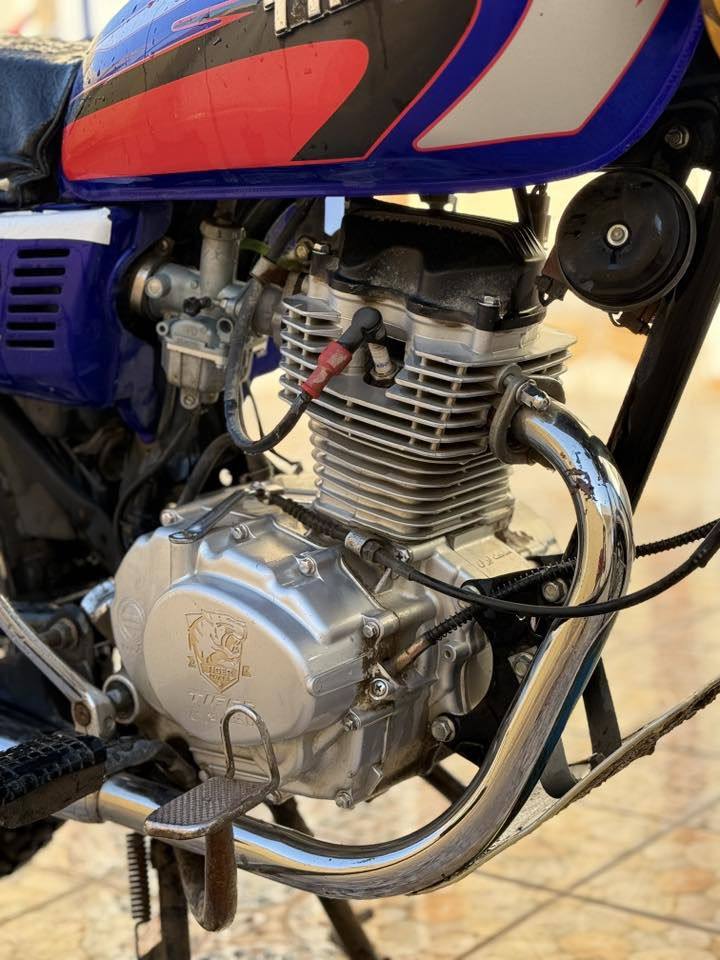 دراجة تايكر 2022 اوراق اصولي كاملة محرك مامفتوح العنوان شطرة الاستفسار على الرقم التالي ‭0780 742 9927‬
