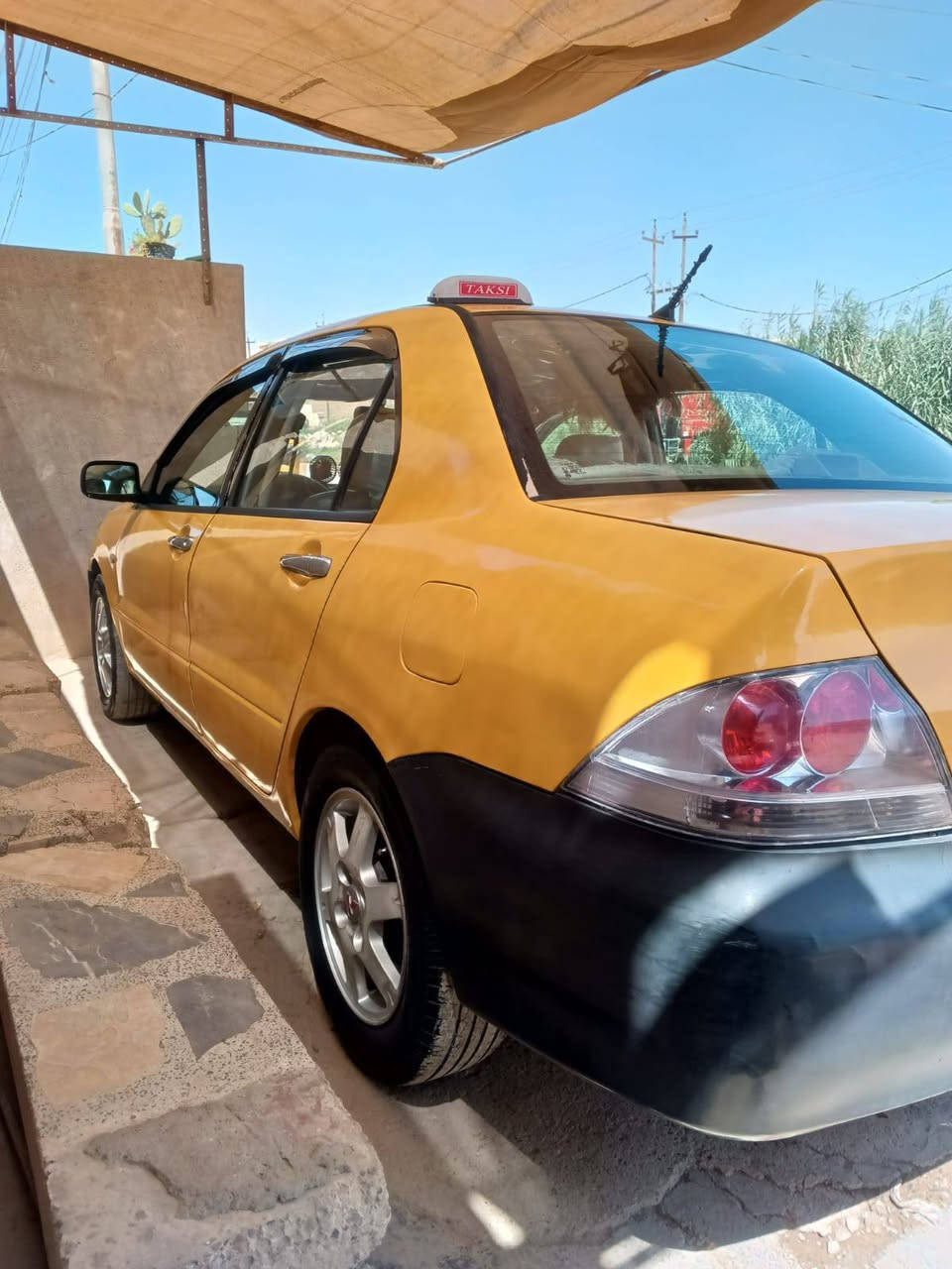 السلام عليكم لانسر موديل 2007 وارد امريكي بلادي كير اوتو ماتيك لا صرف ولا تبخير لشراي يتصل رقم بغداد مصفرة هية وغرامات محرك 1500 ولويالة بدلتهن ويل عادي للستفسار ***********  العنوان ديالى بعقوبة
