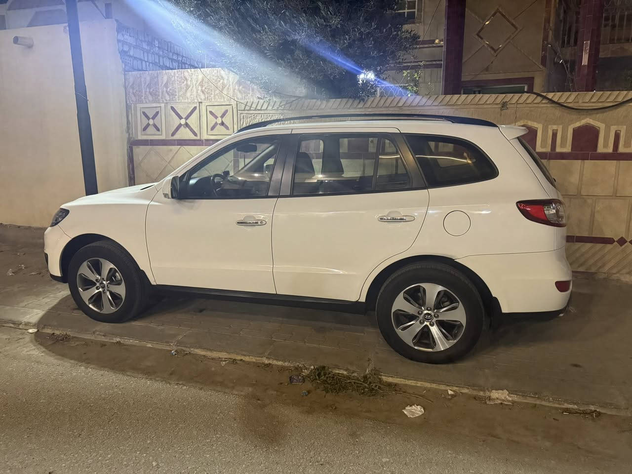 السلام عليكم للبيع موديل 12 رقم نجف مميز بسمي محرك 4 سياره مكفوله من كل شي قطره صبغ مابيه مكاني نجف حي المكرمه السعر 147 اتصل بدون خاص إذا اكو مراوس بيكب تيوتا مراوس موديل  من 15 وفوك اراوس شرط جديده ***********
