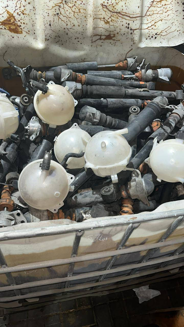 اسعد الله اوقاتكم
#مركز دبي 2 للادوات الاحتياطية فرع البياع 

بفضل الله وصول حاوية ادوات احتياطية تفصيخ البيتل كشف وقمارة

توفر كشف حديث جديد 
محركات 
كيرات حديث 

وجود خدمة التوصيل بغداد ومحافظات  

‬
العنوان / بغداد البياع / الحي الصناعي  ش 4 / قرب مطعم ابو  ايهاب 

📲 ***********
