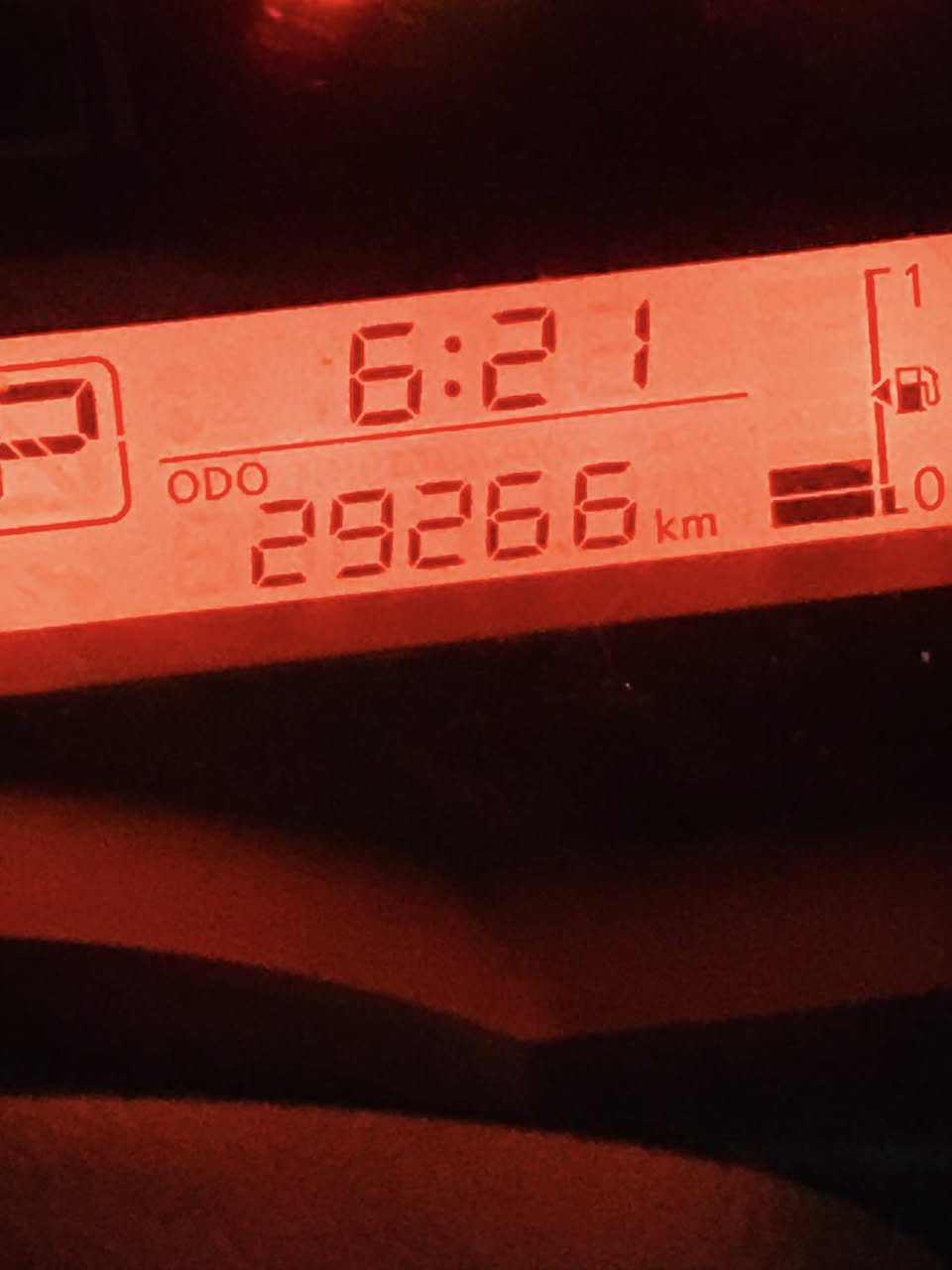 السلام عليكم سني موديل ٢٠٢٥ ماشيه ٢٩ بوضع الشركه
زيرو مكفوله من كلشي السعر ١٧٨ سيارة جديد بعده


**إذا كنت صاحب هذا الإعلان وتريد حذفه لأي سبب، رجاءا أرسل رسالة إلى الدعم الفني**