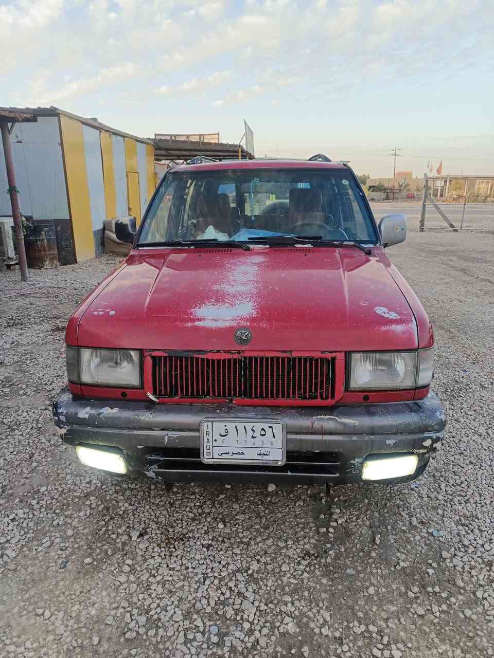 أزوره موديل1995 مكفولة السعر 55وبيه مجال مكانه بابل الحمزه الغربي ***********
