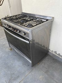 طباخ للبيع 80 الف  بغداد  07901713225