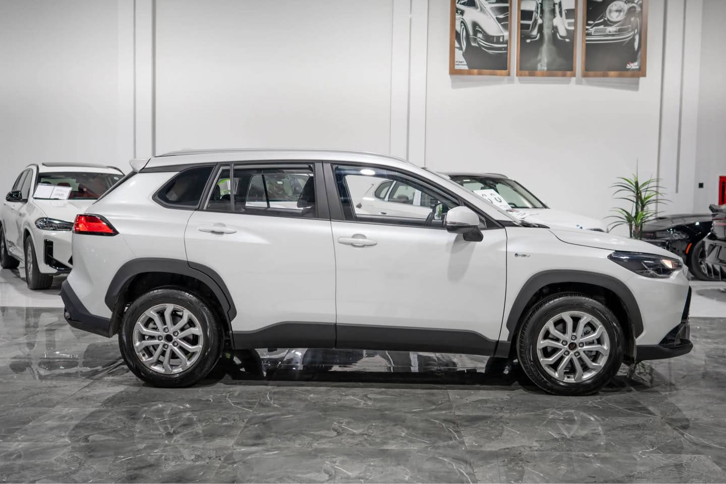 Toyota frontlander 2025 
روشتني  ٤ هەزار 
رەقەم کاتی 
مواصفات 
بصمە سلاید …
وارد صینی
رەقەم کاتی 
سعر ١٧٩ ورقە 
شوێن سەیارە هەولێر شرکە فیرست موتورس 
*********** أربيل, العراق
